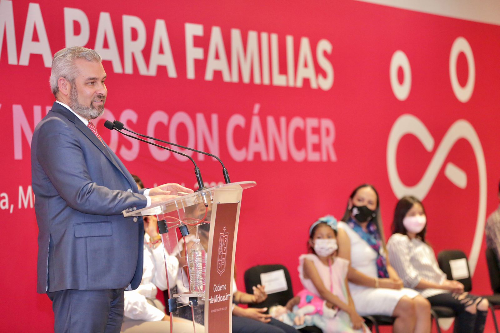 Niños con cancer2
