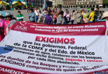 Da María de la luz banderazo de salida a caravana de los Pueblos del Agua a Palacio Nacional