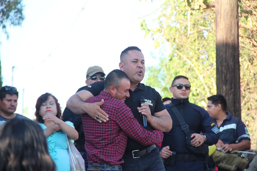 El Presidente Municipal de Santa Ana Maya, recibió muestras de apoyo y agradecimiento de parte de los habitantes de El Santo 2.