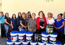 Entrega diputada María de la Luz apoyo a la Primaria Isaac Arriaga de Tuxpan