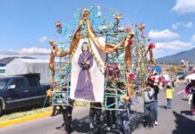 Pirotecnia y tradición en Contepec con la Fiesta de Gratitud a Nuestro Padre Jesús 2025
