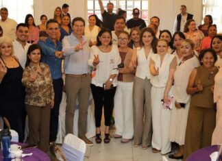 Comparte Paola Delgadillo proyectos exitosos del DIF Morelia a mujeres de Lázaro Cárdenas