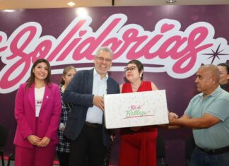Bedolla impulsa autonomía económica de michoacanas; da más de 300 kits de autoempleo
