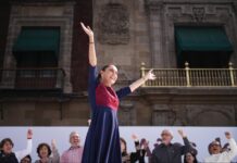 “No nos arrodillamos”; Sheinbaum cierra filas a 7 años de la Cuarta Transformación de México