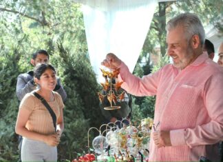 Inaugura Bedolla la Feria del Bosque Navideño; impulsa economía de 20 municipios