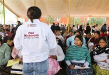 Inicia entrega de 5 mil créditos a la palabra a mujeres artesanas indígenas