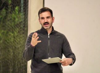 Yankel Benítez realiza gira de servicios y seguridad en Villas del Sur