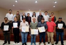 Mezcaleros de Queréndaro se certifican ante CIDAM