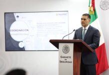 Director de Relaciones Públicas entregó al alcalde Carlos Manzo. No habrá impunidad: Omar García Harfuch