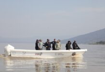 Intensifican vigilancia en el lago de Pátzcuaro, para evitar la extracción ilegal de agua