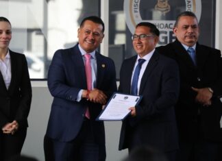 “Menos burocracia, más ciencia”: Torres Piña renueva mandos periciales