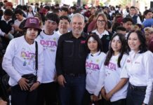 Entrega Bedolla más de 8 mil 500 chips del Programa D4TA a estudiantes de Conalep