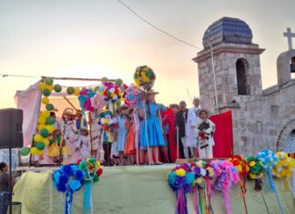 Devoción y alegría en el Coloquio Infantil en Honor al Señor San José, en Indaparapeo.