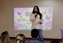 La mujer que hoy somos, nació de una niña que no dejó de luchar: Carla Velasco