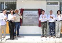 Inauguran Bedolla y Mario Delgado reconversión de telesecundaria a bachillerato, en Uruapan
