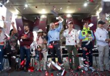 Bedolla entrega al pueblo de Uruapan el puente vehicular Carlos Manzo