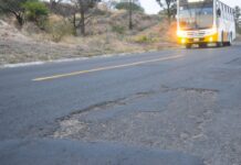 Janitzio Zavala logra compromiso de la SICT para rehabilitar 20 km de la carretera Morelia-Queréndaro