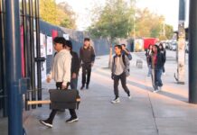 Gobernador de Michoacán urge al diálogo ante huelga en la UMSNH