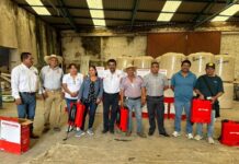 Fortalecen al sector agrícola en Charo con entrega de equipo subsidiado