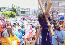 Entre lágrimas y fe, Tarímbaro revive el Viacrucis