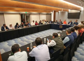 La rectora y directivos trazan ruta para que nicolaitas continúen su formación académica