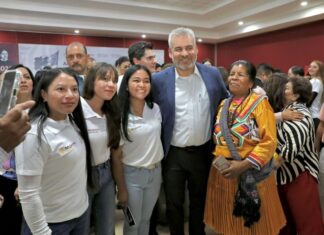 Bedolla activa 127 Centros Libre para una vida sin violencia contra las mujeres