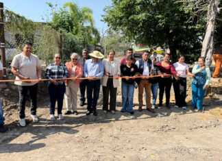 Inauguran red de drenaje y agua potable en la calle Josefa Ortiz de Domínguez, de Charo