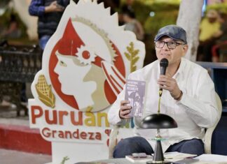 Puruándiro lleva a volar a los niños a otros mundos mediante la lectura