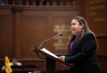 Belinda Iturbide exhorta a ayuntamientos a frenar el bullying
