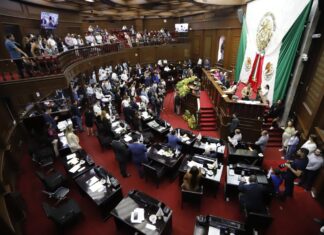 Reforma Electoral: Morena reprocha “simulación” mientras la Sombreriza amaga con factura en 2027