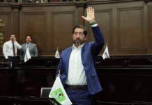 Abraham Espinoza Villa propone ley anti-alienación parental en Michoacán