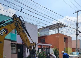 Adolfo Torres coordina trabajos de rehabilitación sanitaria en boulevard de Las Primaveras