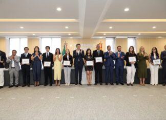 Ayuntamiento de Morelia entrega Condecoración al Mérito Juvenil 2026