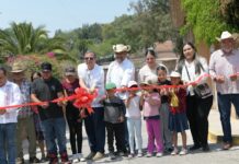 Cumple Víctor Vázquez con El Pilar; inaugura obra integral, entrega apoyos para el panteón y luminarias led