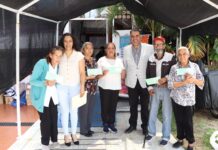 Adultos mayores de Acuitzio reciben visas de REFAMI para reencontrarse con sus hijos en Estados Unidos