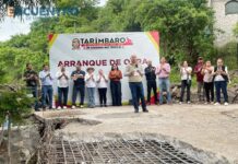Eric Gaona pone en marcha construcción de puente en Mesón Nuevo