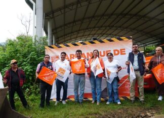 Gobierno de Charo y habitantes de Pontezuelas unen esfuerzos para mejorar infraestructura comunitaria