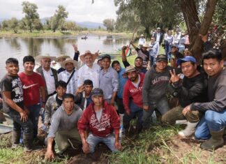 Siembra de 40 mil peces en el lago de Pátzcuaro, prioridad para su rescate: Bedolla