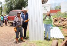 Continúa en Acuitzio la entrega de láminas y tinacos, en breve la convocatoria para Calentadores Solares