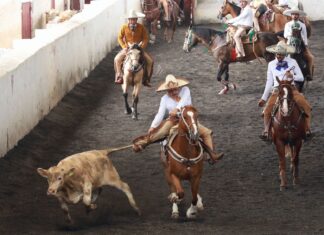 Reconoce Bedolla valor histórico de la charrería; inicia Segunda Fase del Campeonato Estatal Charro 2026