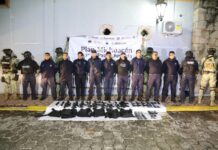 Detiene Ejército a 9 hombres con armas, uniformes y patrullas clonadas en Zinapécuaro
