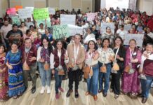 Gladyz Butanda lleva recorridos por la 4T a la Cañada de los Once Pueblos