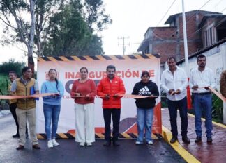 Inauguran nuevo andador peatonal en Las Canoas, Charo; mejora la seguridad y movilidad de las familias