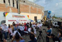 Inició la pavimentación con concreto hidráulico de la calle Malasia en Metrópolis III