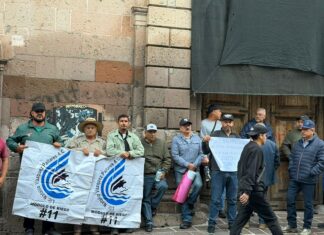Productores toman oficinas de Hacienda en Morelia; exigen devoluciones y pagos rezagados