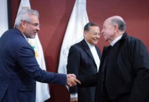Acuerdan Bedolla y obispos mantener diálogo por la concordia y la seguridad