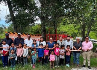 Inician construcción de puente peatonal en Charo tras solicitud de la comunidad