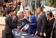 Fortalece Yarabí Ávila González Bachillerato Nicolaita