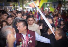 No necesito templetes llenos de funcionarios, voy al encuentro con el pueblo: Torres Piña