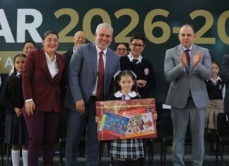 Bedolla consolida la estabilidad educativa en Michoacán al arrancar el ciclo 2026-2027